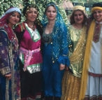Maryam Akhondy & Banu